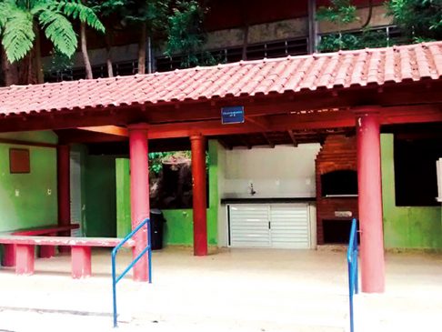 Aproveite a baixa temporada e utilize as churrasqueiras do clube