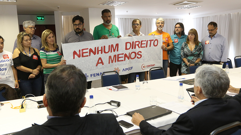 CEE irá cobrar Caixa sobre desmonte do banco