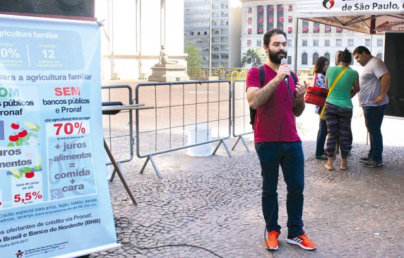 Manifestações alertam empregados e sociedade para prejuízos com desmonte da Caixa