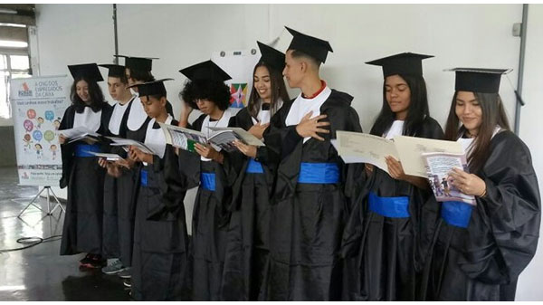 ONG Moradia e Cidadania celebra encerramento de projetos