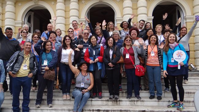Associados visitam Petrópolis em excursão da APCEF/SP