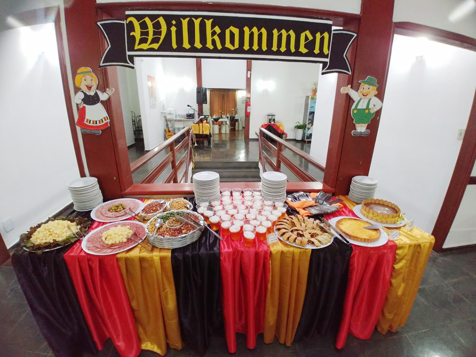 Oktoberfest agitou a Colônia de Campos do Jordão no feriado