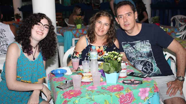 Clima de alegria marca a Festa Tropical em Ubatuba