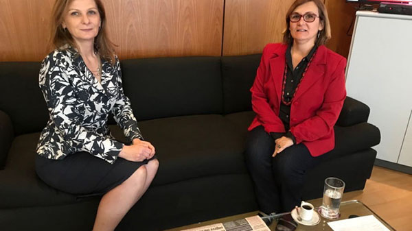 Rita Serrano tem agenda intensa de articulações em defesa da Caixa