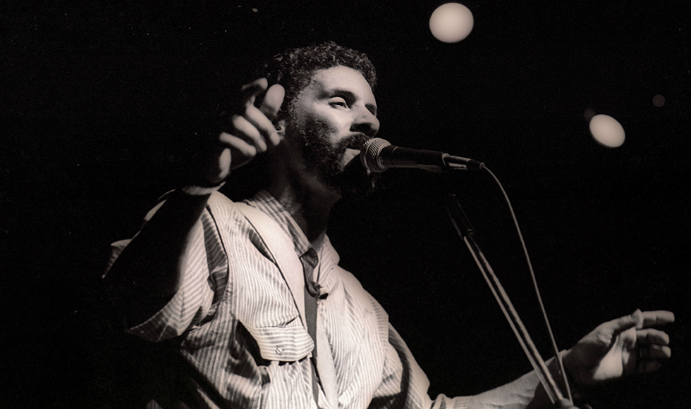 Tributo a Gonzaguinha: canto de esperança e sonho de liberdade