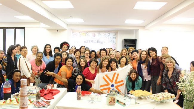 Fê Ronconi foi a convidada do APCEF de Portas Abertas