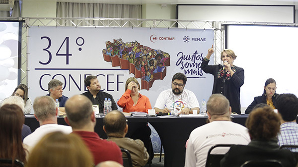 Defesa da Caixa 100% pública debates do Conecef