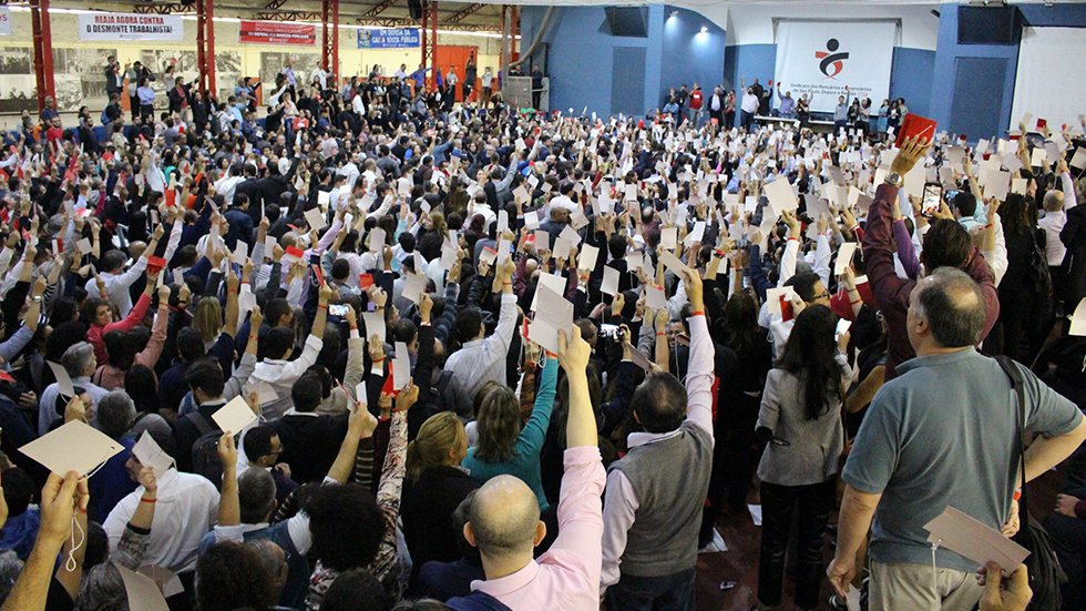 Bancários da base da Fetec-SP aprovam propostas