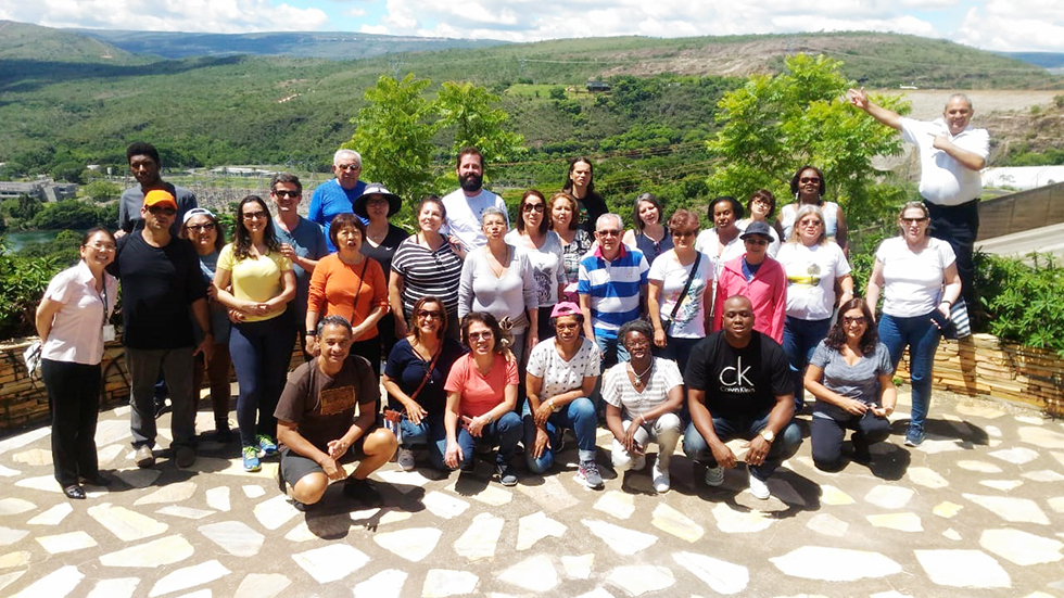 Segundo grupo de associados visita Capitólio em excursão