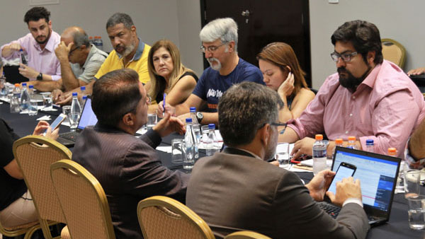 CEE debate questões fundamentais para empregados com a Caixa