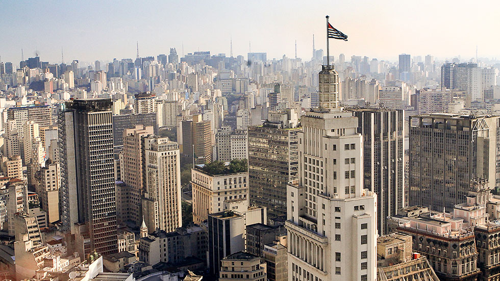 APCEF nos Passos da Cultura leva você ao Farol Santander