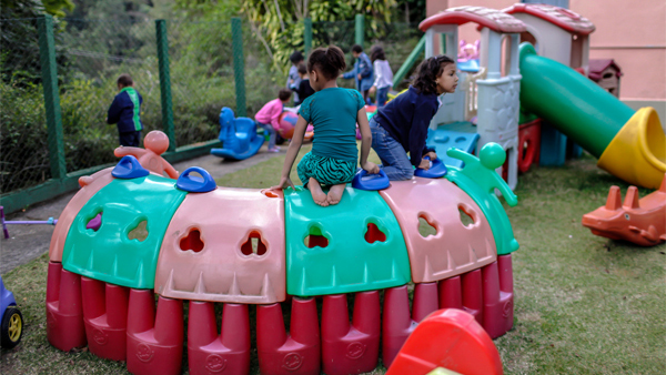 Movimento Solidário entrega doação ao Lar das Crianças