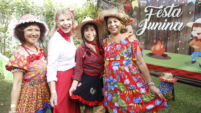 Fantasia de Miss e Mister Caipirinha dos Aposentados terá item reciclável ou reaproveitável