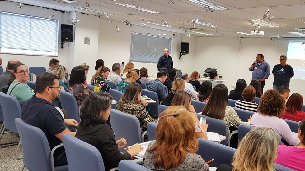 Fenae e APCEF/SP promovem cursos presenciais de CPA 20