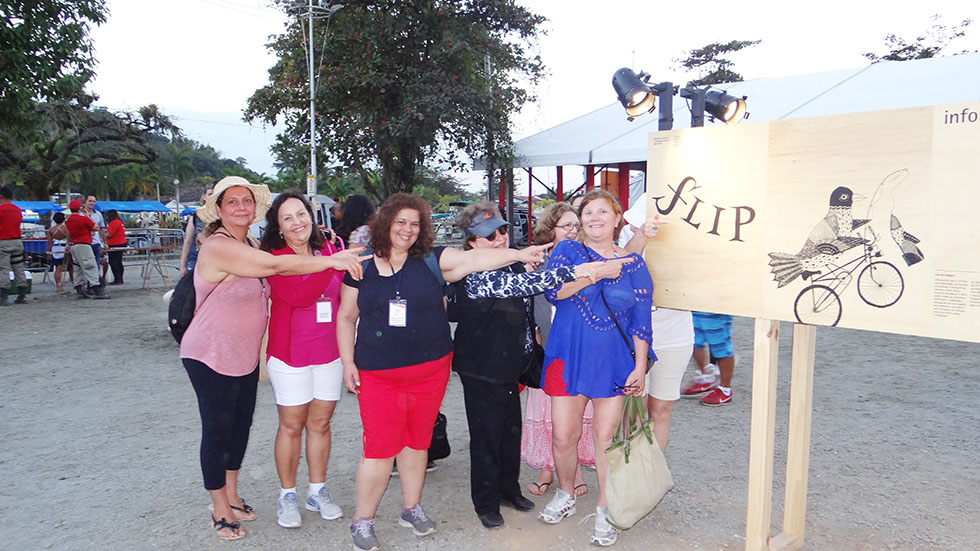 Pé na estrada: julho é mês de viagem para a FLIP