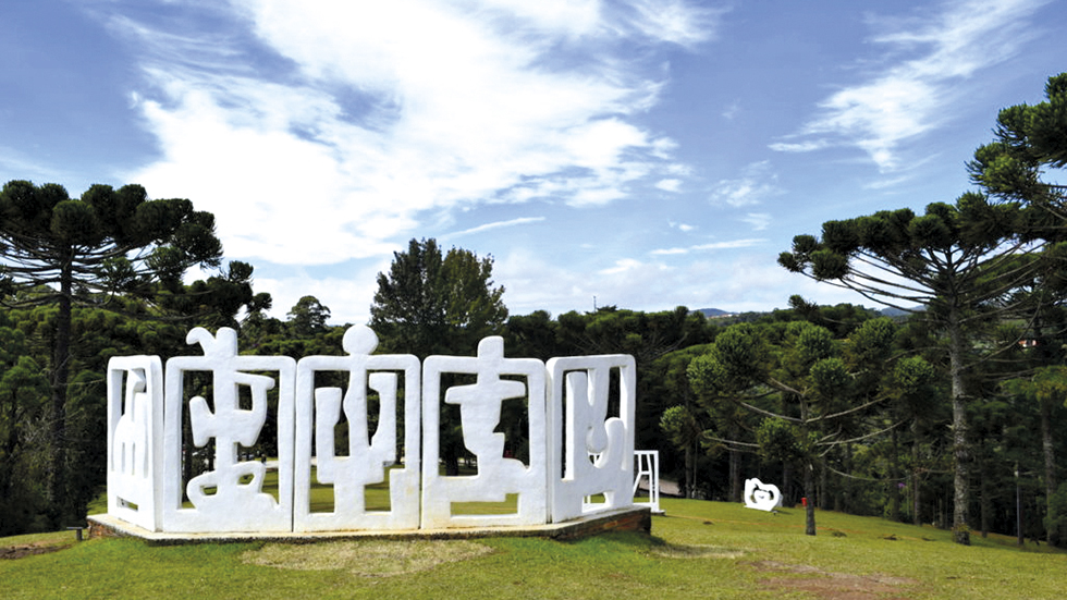 Museu de Esculturas Felícia Leirner, em Campos do Jordão