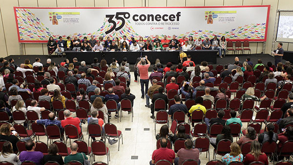 Defesa dos bancos públicos marca abertura oficial do 35º Conecef e CNFBB