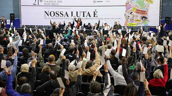 Bancários traçam estratégias para defesa de direitos