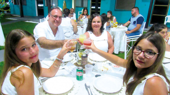 Veja datas de reservas para novembro, Natal e Réveillon