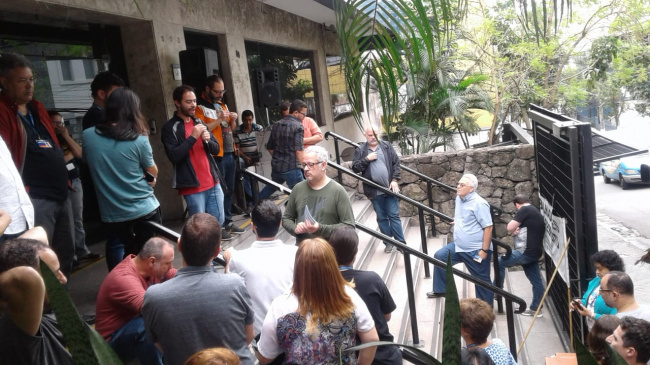 Mobilização pelo FGTS segue durante a tarde