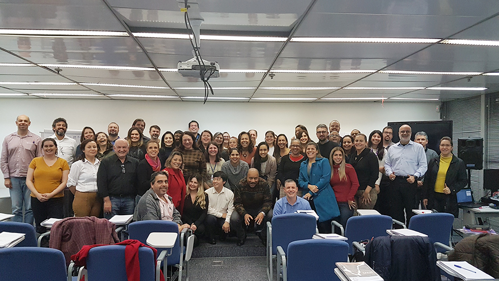 Associados da APCEF/SP concluem curso de CPA-20