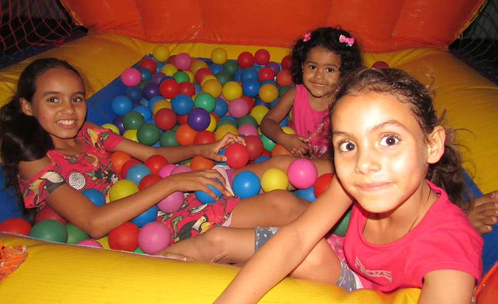 Dia das Crianças na APCEF: a doce alegria de brincar!