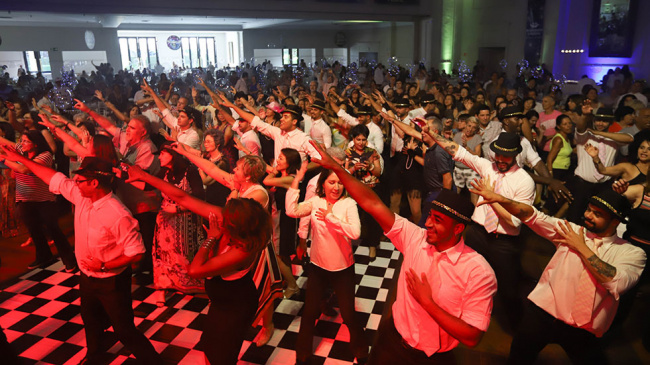 Ilumine-se: muita alegria na comemoração do Aposentado