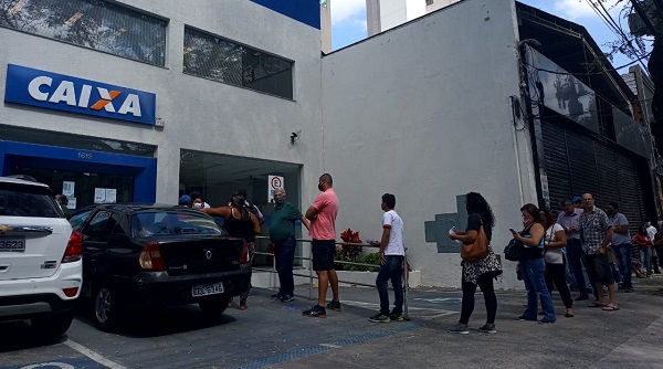 Fique atento: no trabalho presencial, a marcação da jornada é imprescindível