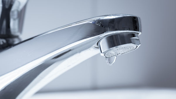 Apcef/SP cobra da Gilog regularização do fornecimento de água da agência Suzano