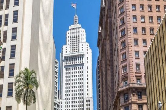 Bancos desligam mais de 10 mil funcionários e fecham quase 1.700 agências em 2020