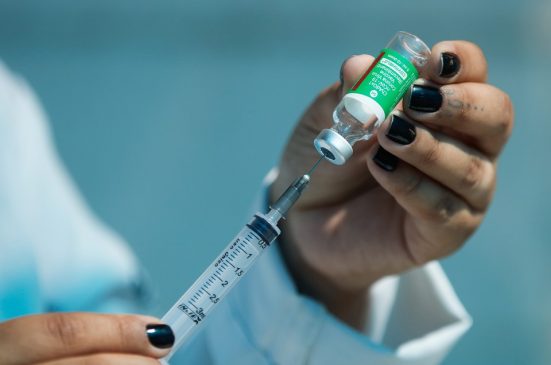 Apcef/SP cobra da Secretaria Estadual de Saúde a inclusão dos bancários da Caixa no grupo prioritário de vacinação contra Covid-19