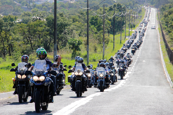 Rota X: motoclube dos empregados da Caixa comemora 18 anos de existência