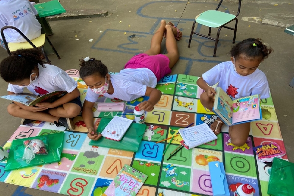 Flor de Mandacaru, projeto com parceria da Fenae, promove educação para crianças de região em situação de vulnerabilidade no Piauí