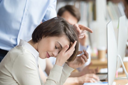 Condutas praticadas pela direção do banco podem resultar em assédio moral