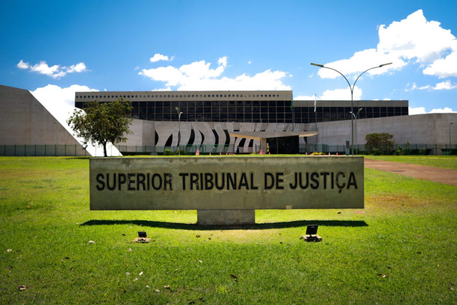 STJ julga taxatividade do rol da ANS; decisão pode afetar negativamente usuários de planos de saúde