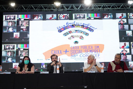 Democracia deve ser uma luta diária e contínua