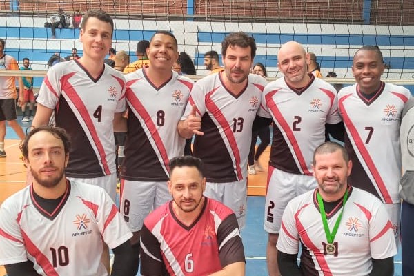 Equipe da Apcef/SP segue na Copa LMN de Vôlei