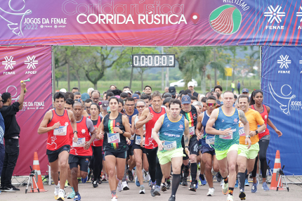 Corrida rústica marca retomada dos Jogos da Fenae