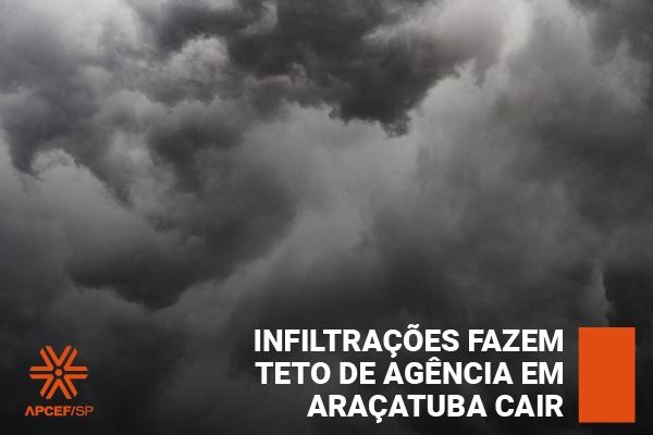 Infiltrações fazem teto de agência em Araçatuba cair