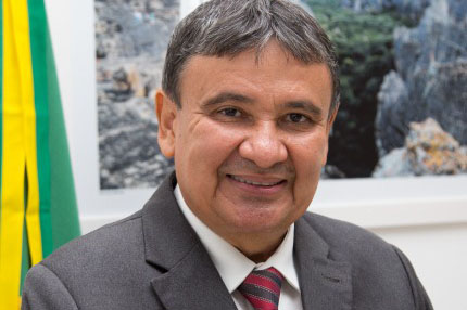 Novo ministro do Desenvolvimento Social, Wellington Dias, já fez parte da Fenae