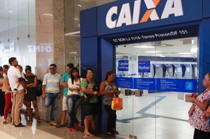 Caixa continua sem atender demanda pelo fim da função por minuto