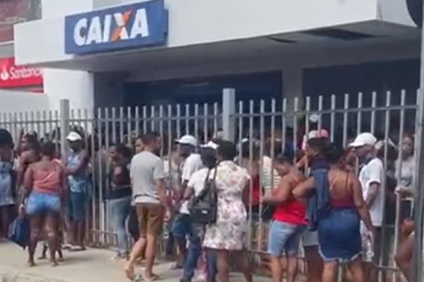 Caixa: velhos problemas prejudicam atendimento