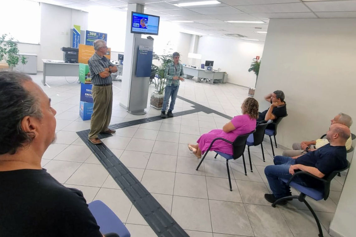 Apcef/SP intensifica visitas às unidades da Caixa durante a Campanha Nacional dos Bancários