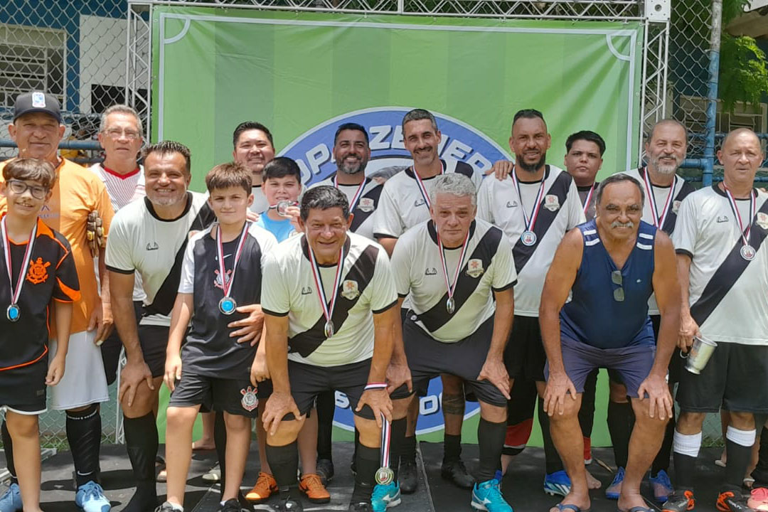 Copa Figueiró de Futebol Society celebra integração e homenageia atleta da Apcef/SP
