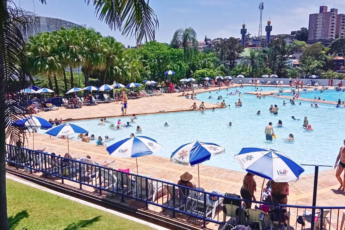 Feriadão no clube tem diversão para toda a família e programação especial no Dia das Crianças