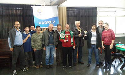 torneio de xadrez pensado