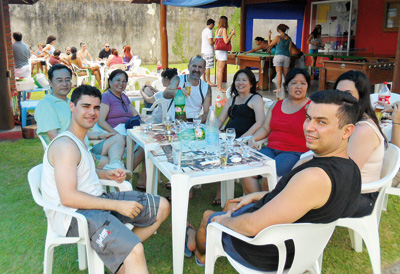 suarao_confraternização